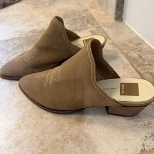 Size 9 1/2 Tan Suede Mules